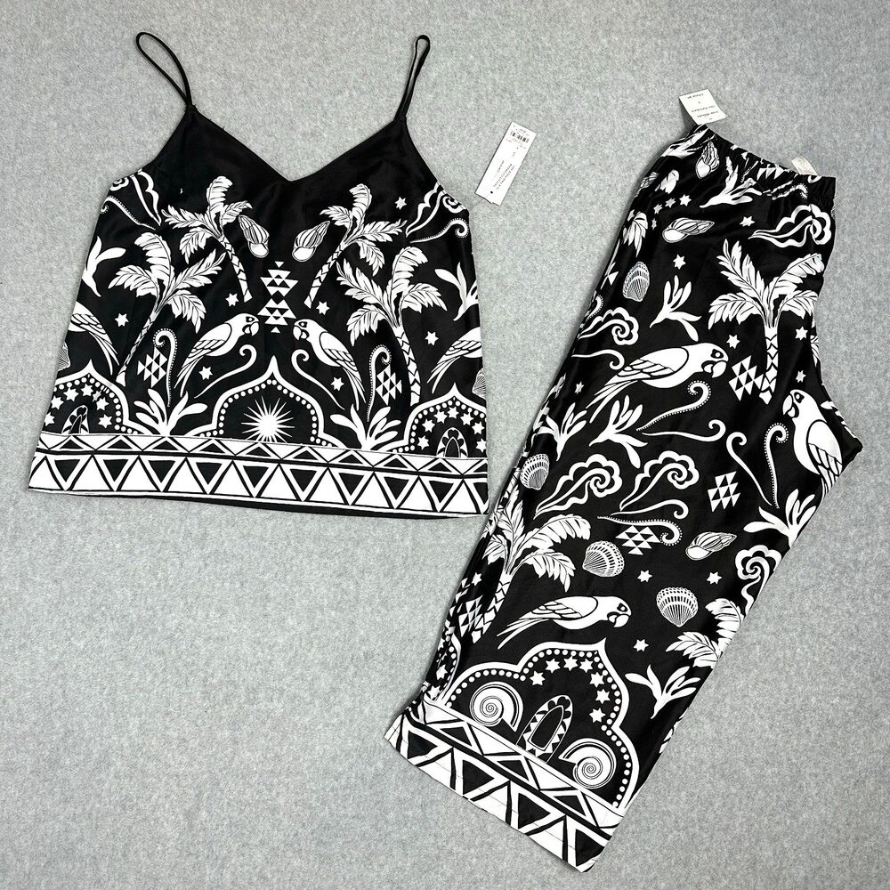 NWT Lilac London Women’s Size S One Set Tropical Black White Sleeveless Pajamas